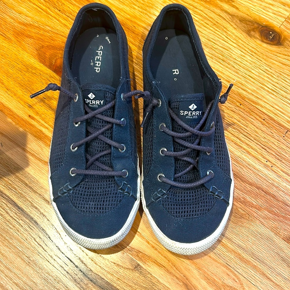 Sperry size 10 women